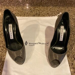 VITTORIO VALSECCHI / Peep Toe Heels / Gray / Size 36